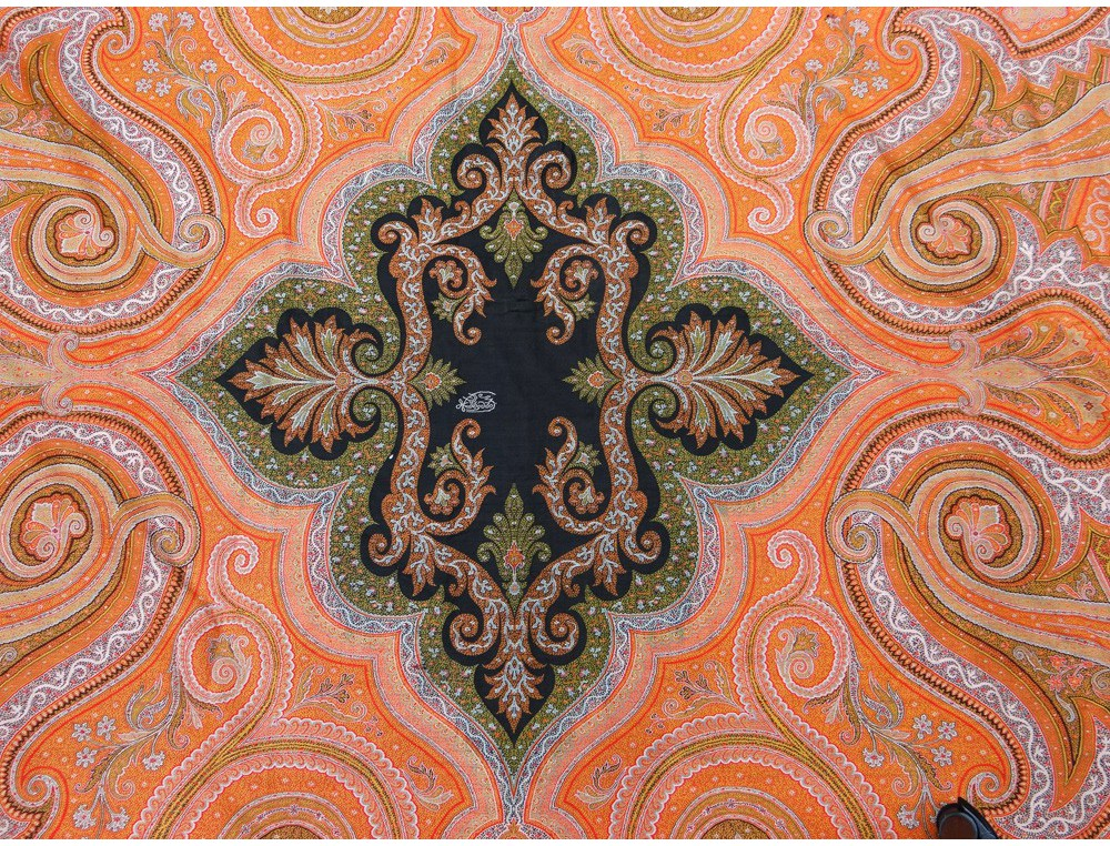 The Full Story of the Bandana: From Cultural Icon to Modern Style 1 微信图片 2025 11 04 171809 637 1