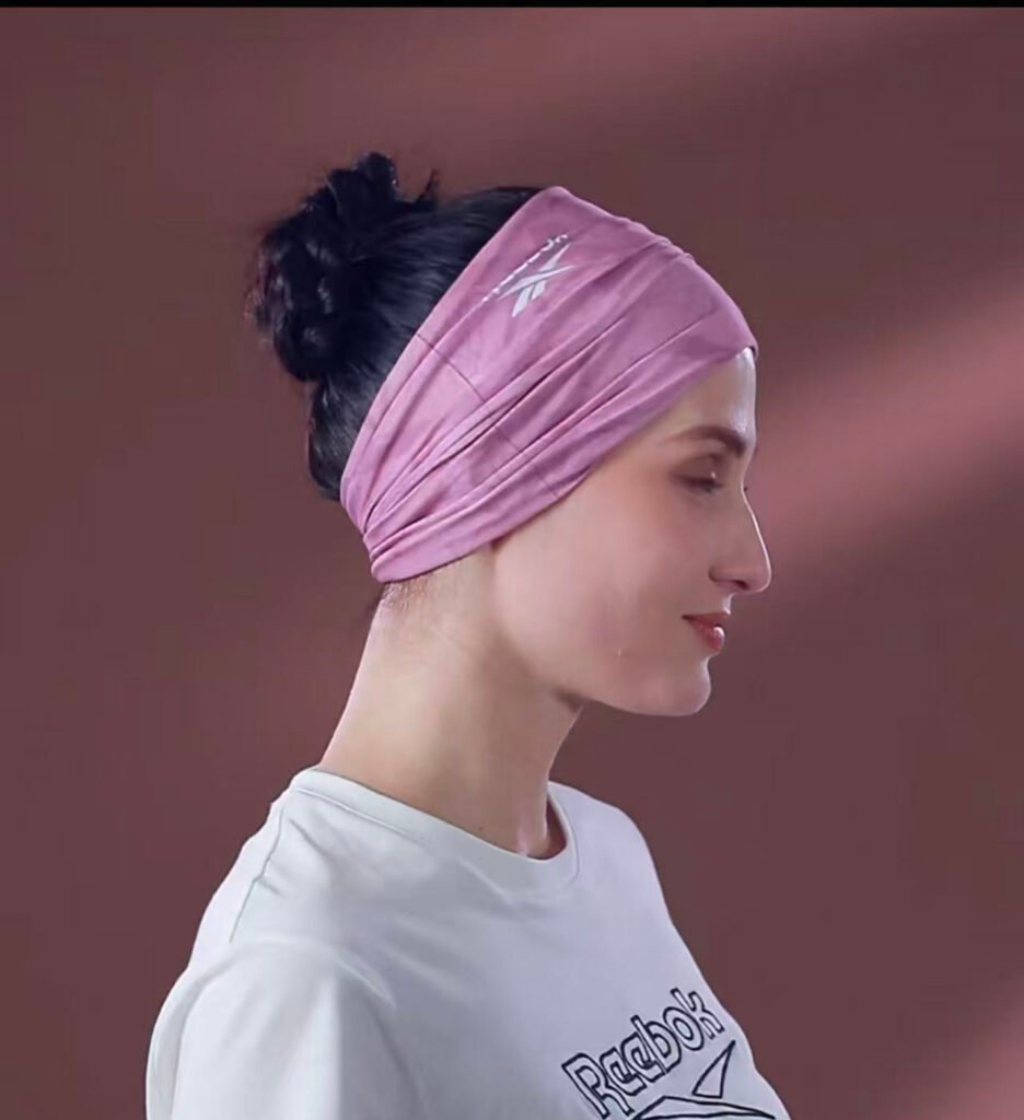 12 Ways to Wear a Neck Gaiter: The Ultimate Guide (Approved by Manufacturer) 4 8BBB3B376B654805569BAD1D7EAE8F70