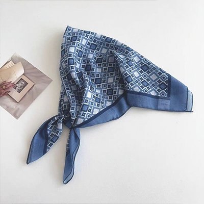 Geometric blue bandana