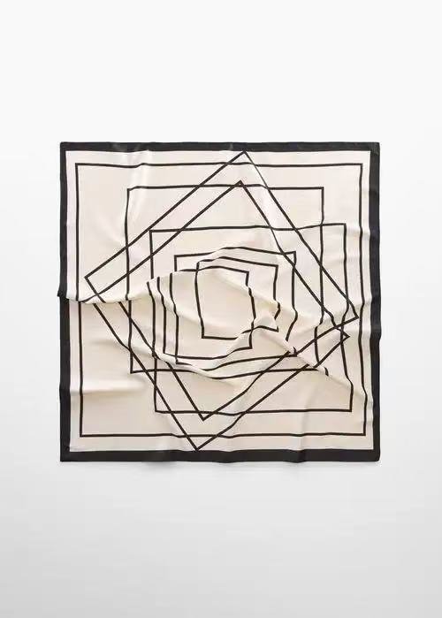 The Ultimate Guide: How to Choose French Scarves for Women 5 微信图片 20251030150752 484 10