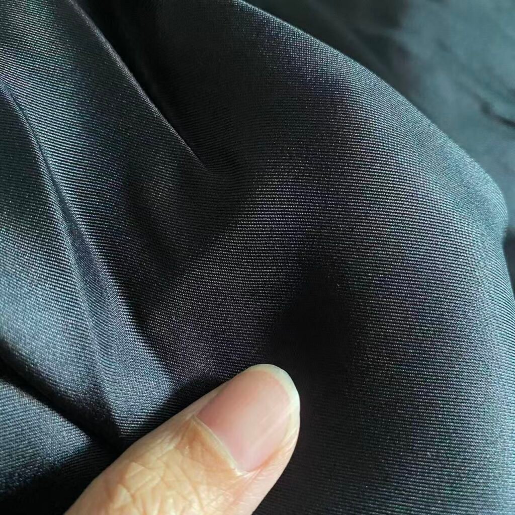 Why Large Square Silk Scarves Are Trending in 2025: A Manufacturer’s Market Analysis 3 微信图片 20251212173912 775 10